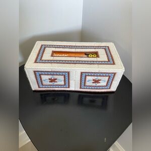 Vintage Kleenex geometric holder